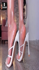 Samara oily soles and heels
