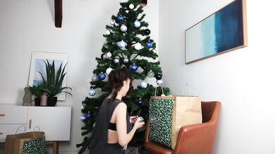 Decoration of the Christmas Tree ends up in some passionate masturbation