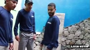 Os pe&otilde_es na obra, fazem sexo escondidos do patr&atilde_o