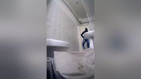 Voyeur pissing 48