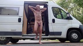 promenade a poil sur une aire de repos du sudouest