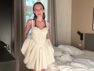 Mari's Little Outfit Surprise