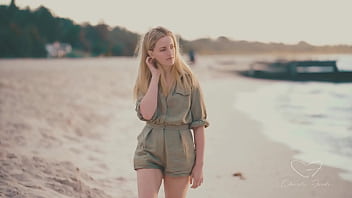 Making Out During The Beach Sunset! Charlie Forde &amp_ Olive Gee Make Out