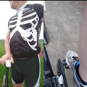 Cycling without pants