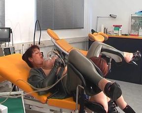 Xtreme vacuum pussy pumping