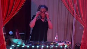 Trans DJ AnnaCentauri Cum Gushes Dancing Big Ass Destroyed