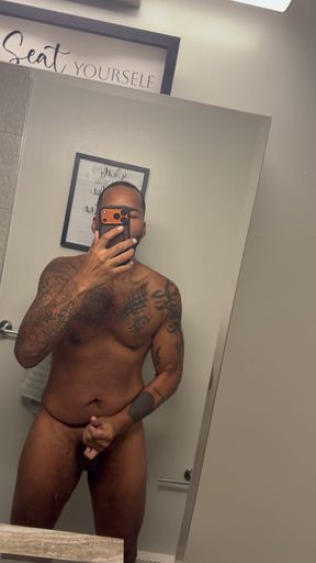 Bathroom Jerkk!