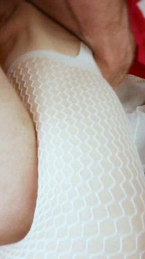 BUNNY and her new PRESSIE get FUCKED til SHE CUMS at 10min 20sec - MyLoveBunny   Clip 1