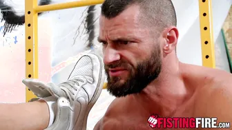 Jake Morgan fists Drew Dixon's gaping ass with his bare hands