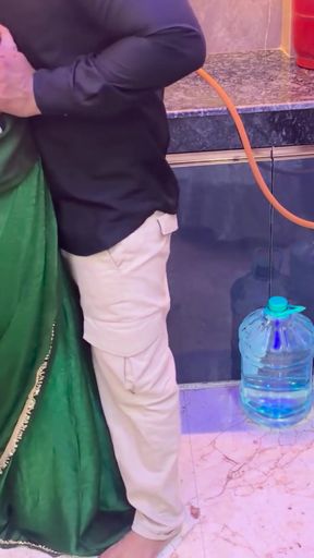 Lake Side MIli Kamuk Alisha Bhabhi   Clip 1