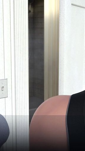 Emma’s Affair Story - Slowly Cucking My Husband Tyler - Day 2: the First Horn