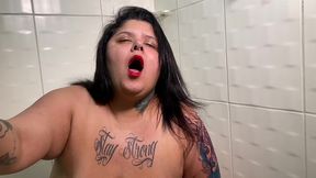 bbw pisses in the cup and your partner pisses in your mouth