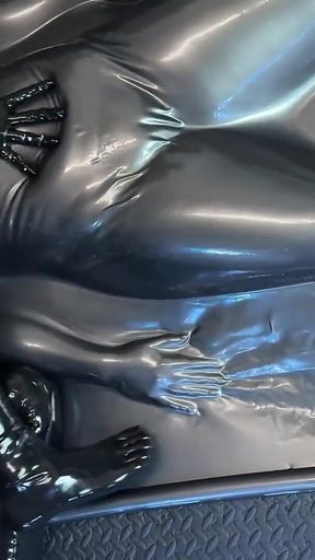 Mistressae and Shannon Huxley: the Vac Bed