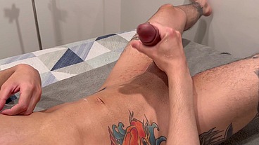 Cuzinho bom a gente come em dobro! Arrombando o Novinho pela segunda vez