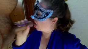 Mature babe gives amateur blowjob and handjob for cumshot.