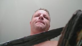 I eat my stepson with a chocolate bread and burp at him