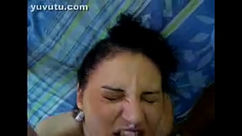 Coni Promotora Hot arrodillada chupandolo rico y terminan en su carita-989264050