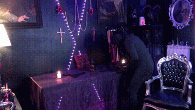 THE GOTHIC DEMONESS' SPELL