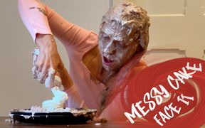 Messy Cake Face Ii (wam Sploshing Cake)