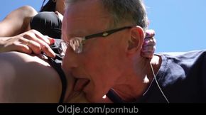 Teen fucks old man and swallows cum after blowjob