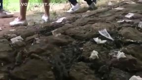 Voyeur`s Paradise - girls peeing during a Spanish festival