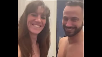 Lety Howl s'_endort paisiblement et commence &agrave_ r&ecirc_ver ... Un r&ecirc_ve humide dans ...