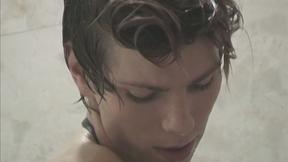 BeddableBoys: Kayl ORiley Plays With His Dick In the Shower & Hits The Couch H