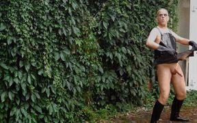 The Horny Rubber Gardener 12 Thunderstroke Cum Shots