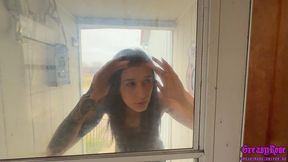 Bad Day For GreasyRose In A Haunted House
