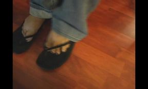 Meaty Hispanic Feet X 2