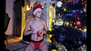 This X-Mas twink slut jerks his big uncut dick