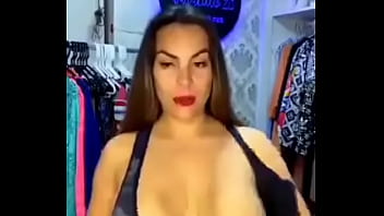 Vendedora ense&ntilde_a de m&aacute_s En Vivo