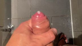 barcelona gay cruising spot 5. gym