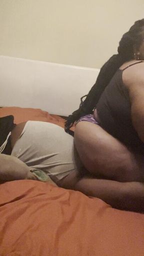 Big mama drop a load of ass ( side view)
