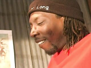 Large butt white hotty needs a large ebony shlong to go with that butt