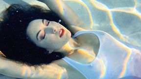 Skylar Ultimate Wet Look HD
