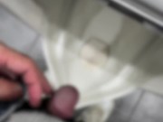 デート直前のおしっこ　素人男子　Peeing just before a date Amateur male