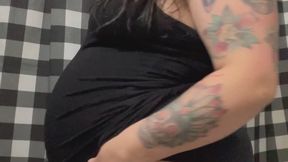 Heavily pregnant! Striptease & rubbing lotion on my massive belly
