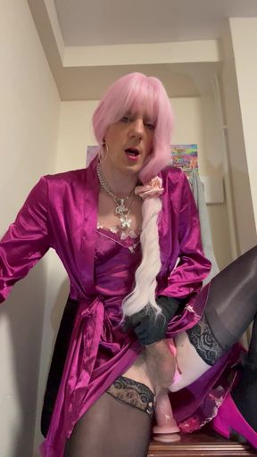 Jess Silk Rides Dildo