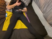 Sexy Leg Shaking Prostate Milking in Leggings