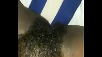 Bella masturbation