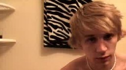 Sexy Twink Loves Cock