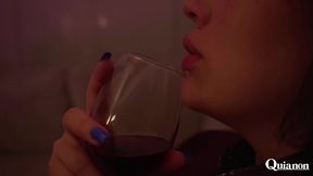 Young woman with big tits makes herself want you to calm down all the heat she has