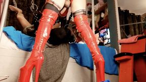 VALENTINES RED DEEPTHROAT CLEANING ASS GIFT 10 INCHES RED PVC BOOTS HEELS P1