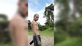 soldado comeu no pelo a loirinha em dia de jogo