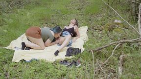 sous le tir des chasseurs, on l a fait ! on a baise dans la foret ! ...