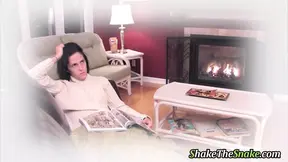 Shake the snake Eve�s erotic dream