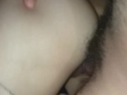 La encontré acostada desnuda mira como le folle