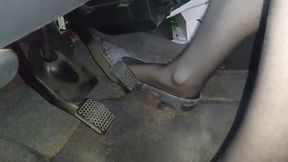 Sexy Agila Cranking Only Pedal View