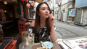 ハーフ美女レオナさんが圧倒的情熱SEX！！下町に溶け込めない激烈美人！ピンク乳輪、ピンクマ○コは感度抜群！！激しいSEXに男優は失神寸前！？